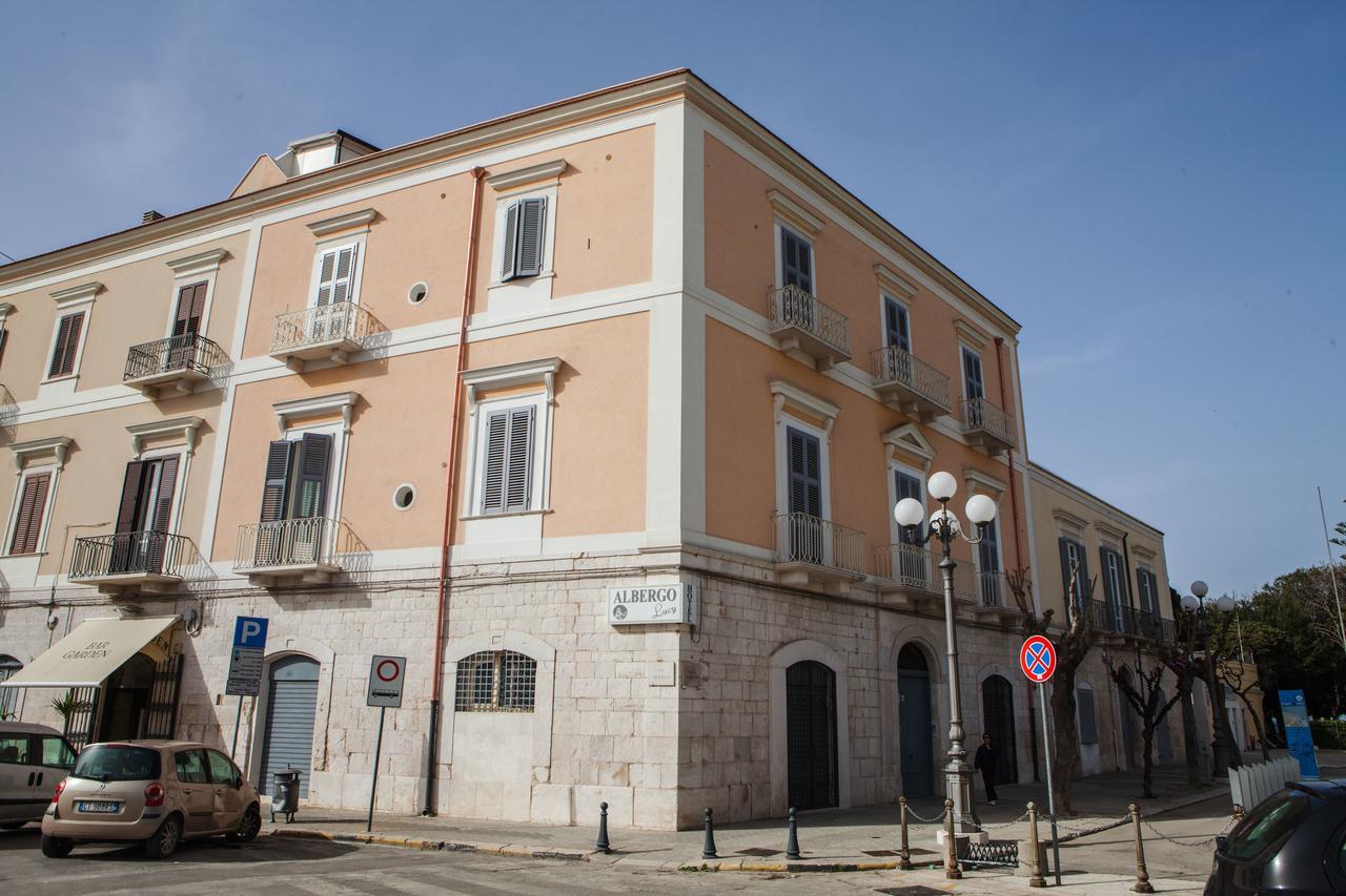 Albergo Lucy Trani Ngoại thất bức ảnh