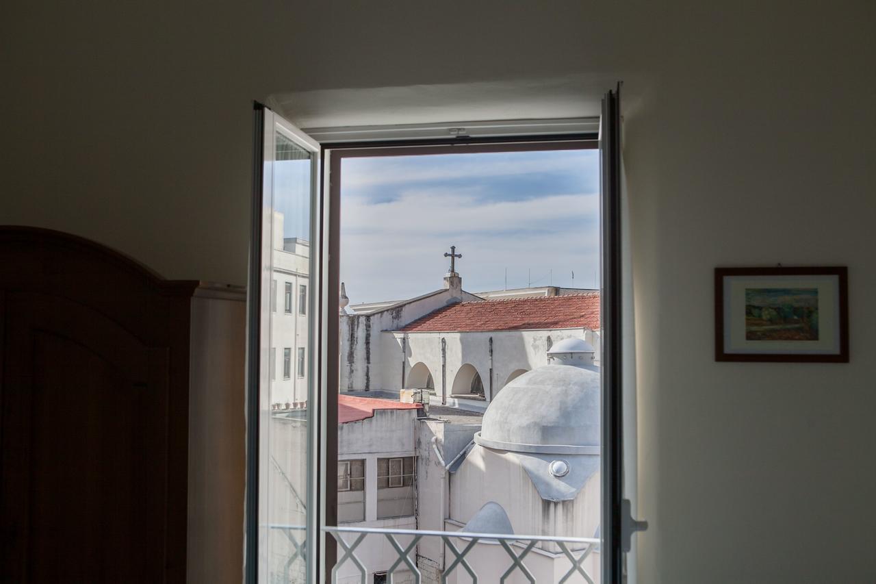 Albergo Lucy Trani Ngoại thất bức ảnh