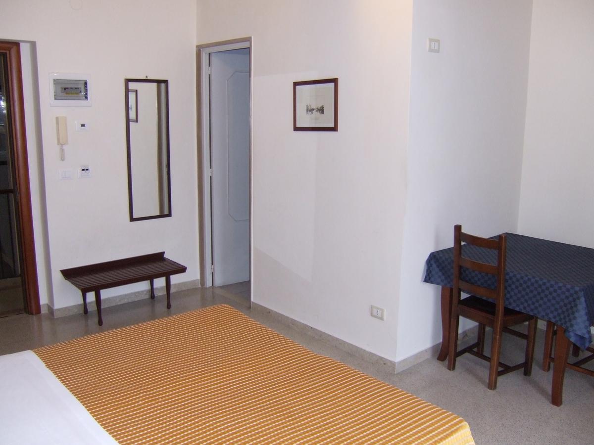 Albergo Lucy Trani Phòng bức ảnh